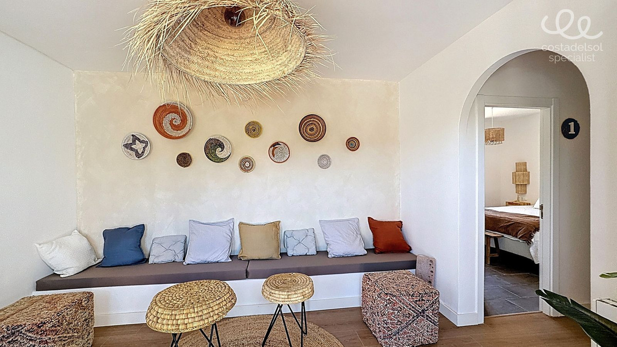 Se vende Finca - Cortijo de 7 dormitorios en Costa Del Sol East, Málaga, España