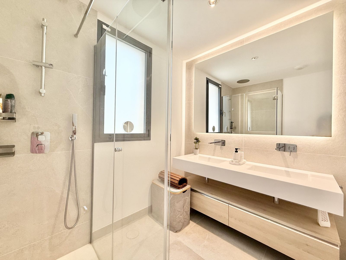 Se vende Ático de 3 dormitorios en Costa Del Sol, Málaga, España
