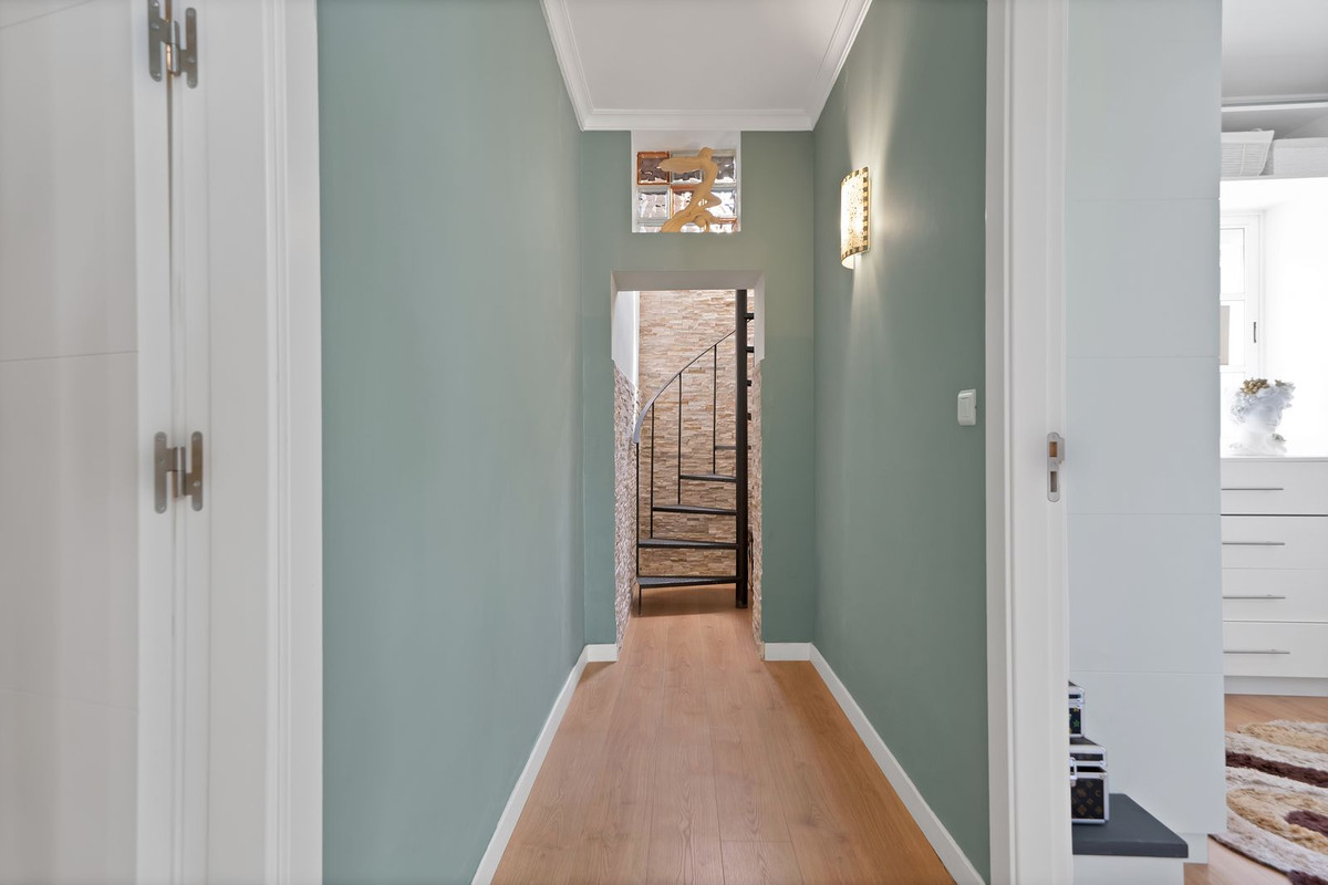 Se vende Villa - Chalet de 3 dormitorios en Costa Del Sol, Málaga, España