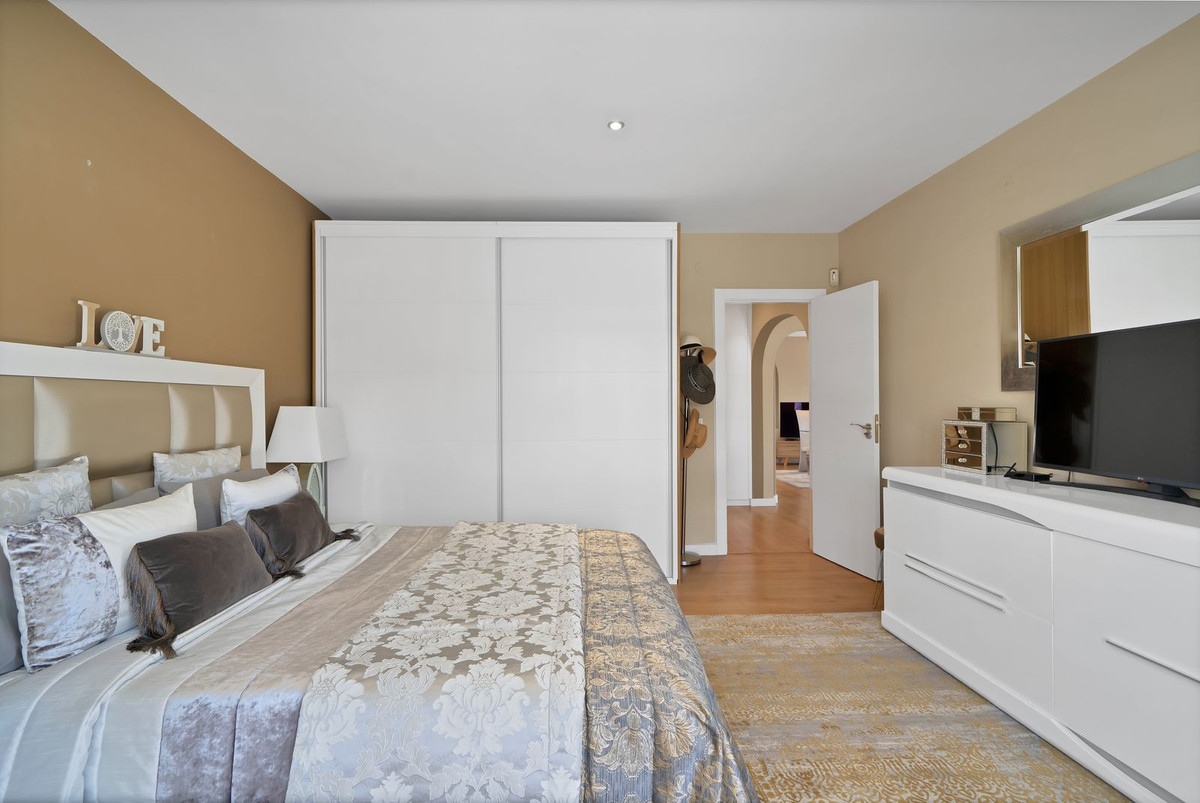 Se vende Villa - Chalet de 3 dormitorios en Costa Del Sol, Málaga, España