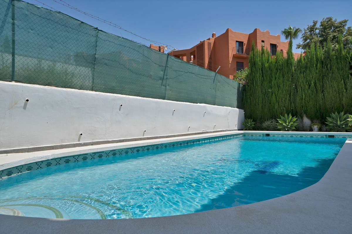 Se vende Villa - Chalet de 3 dormitorios en Costa Del Sol, Málaga, España