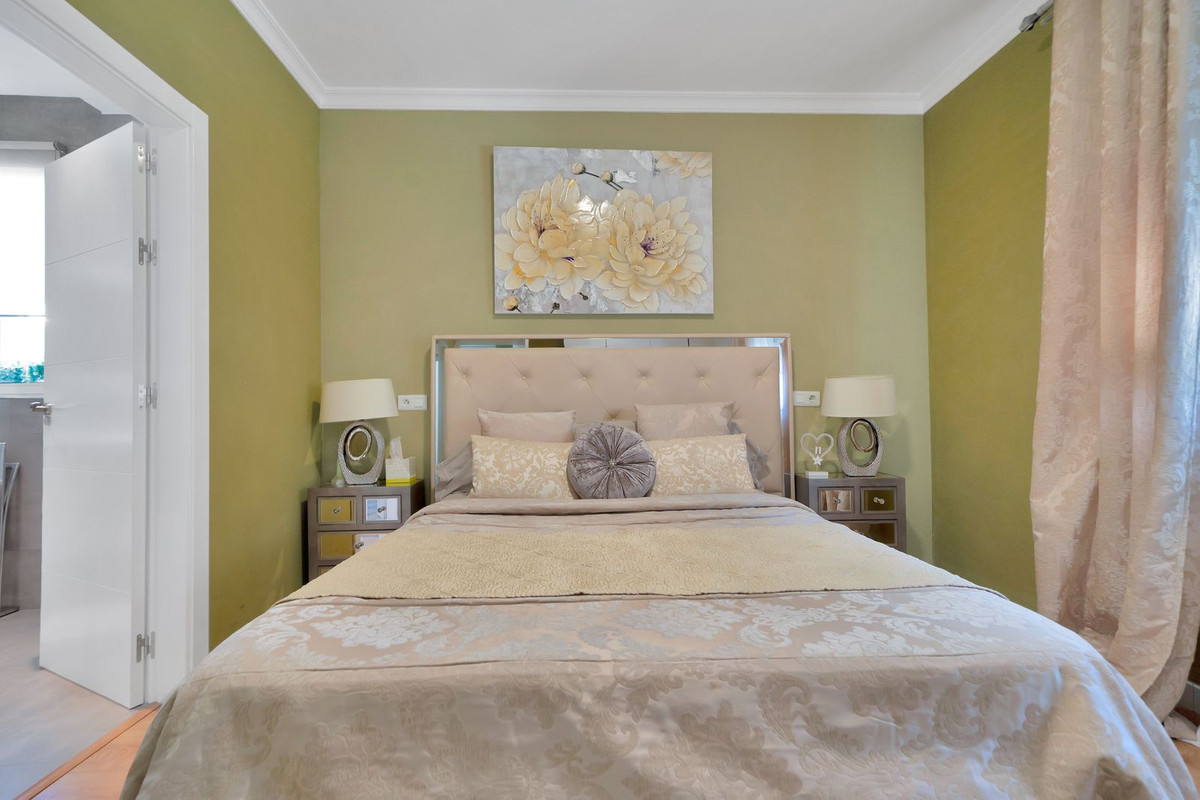 Se vende Villa - Chalet de 3 dormitorios en Costa Del Sol, Málaga, España