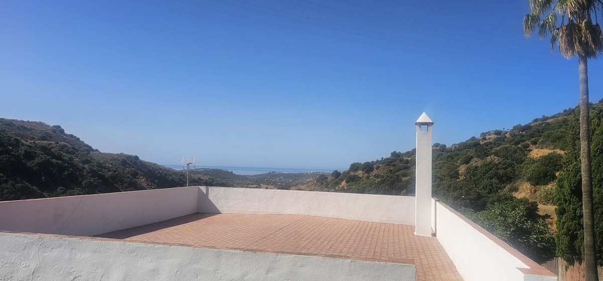 3 Bed Townhouse for sale in Estepona Costa Del Sol, Málaga, Spain