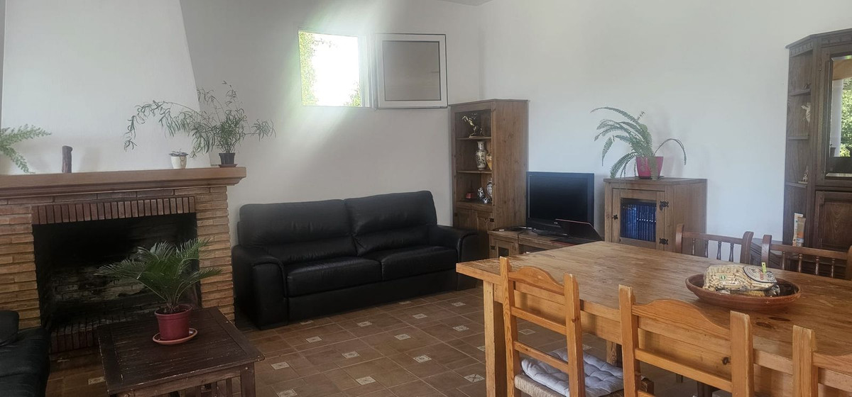 3 Bed Townhouse for sale in Estepona Costa Del Sol, Málaga, Spain