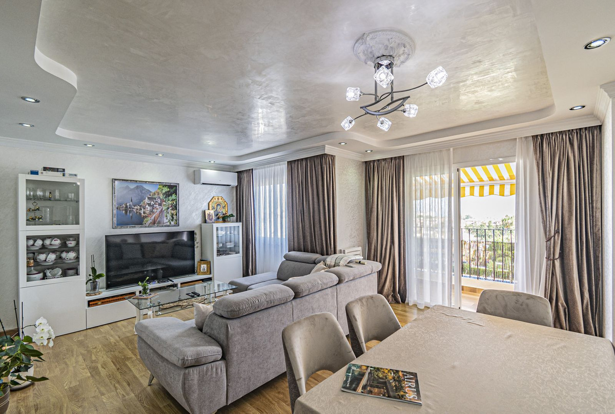 Se vende Apartamento en Planta Última de 2 dormitorios en Costa Del Sol, Málaga, España
