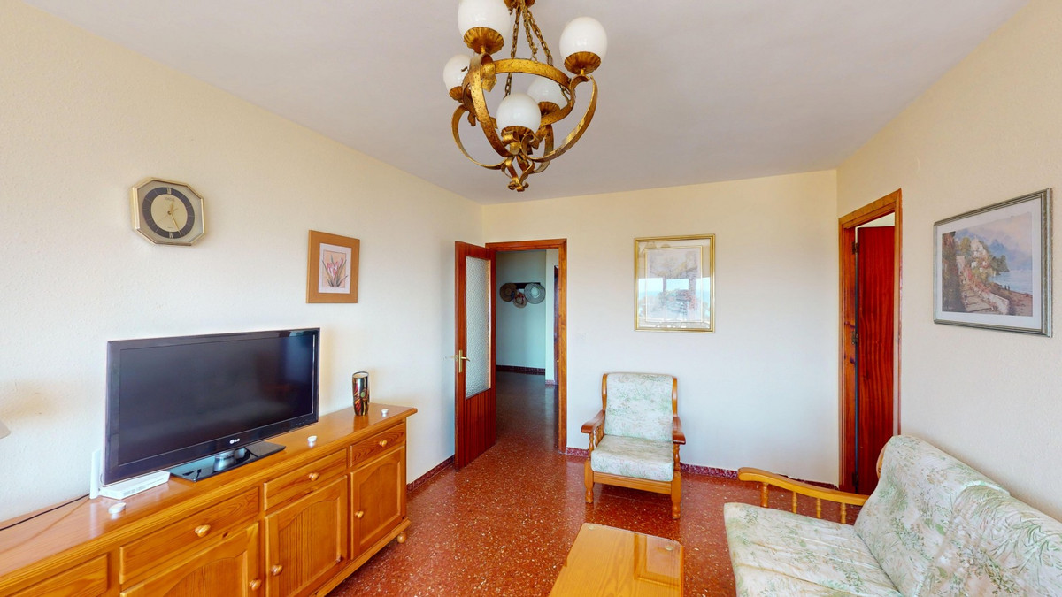 Se vende Apartamento Planta Media de 3 dormitorios en Costa Del Sol East, Málaga, España