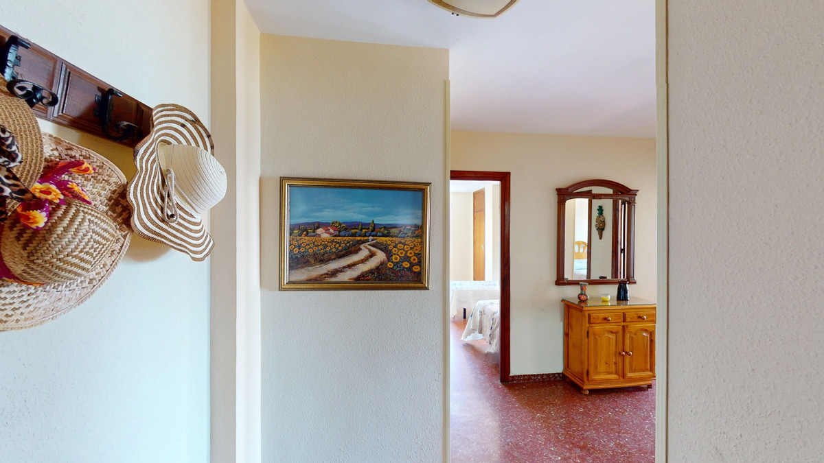 Se vende Apartamento Planta Media de 3 dormitorios en Costa Del Sol East, Málaga, España