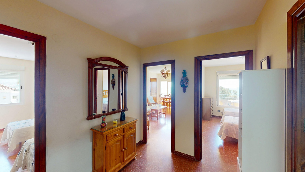 Se vende Apartamento Planta Media de 3 dormitorios en Costa Del Sol East, Málaga, España