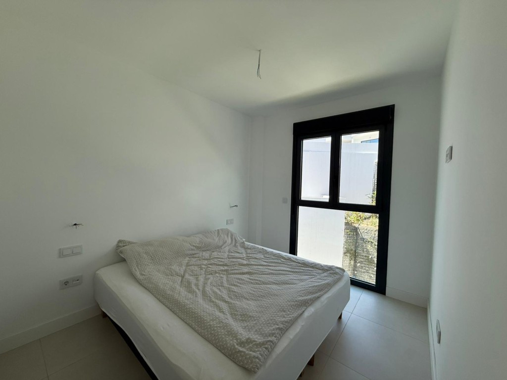 3 Bed Apartment for sale in Fuengirola Costa Del Sol, Málaga, Spain