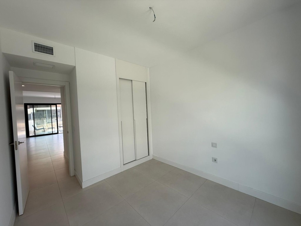 3 Bed Apartment for sale in Fuengirola Costa Del Sol, Málaga, Spain