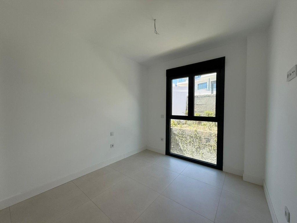 3 Bed Apartment for sale in Fuengirola Costa Del Sol, Málaga, Spain