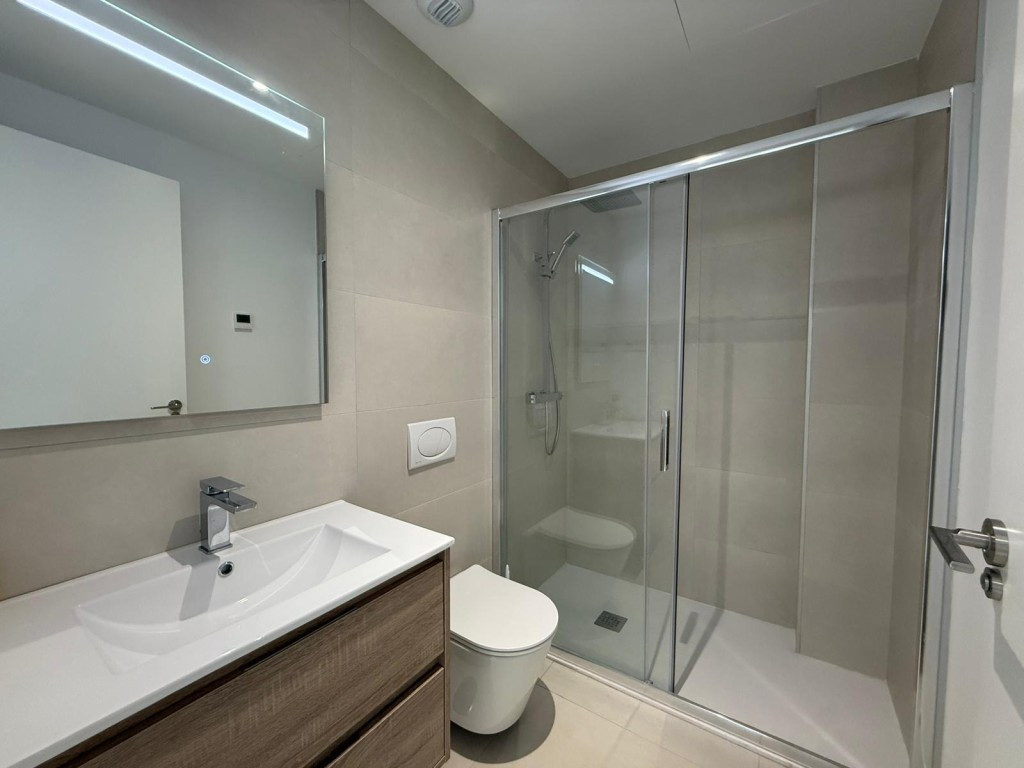 3 Bed Apartment for sale in Fuengirola Costa Del Sol, Málaga, Spain