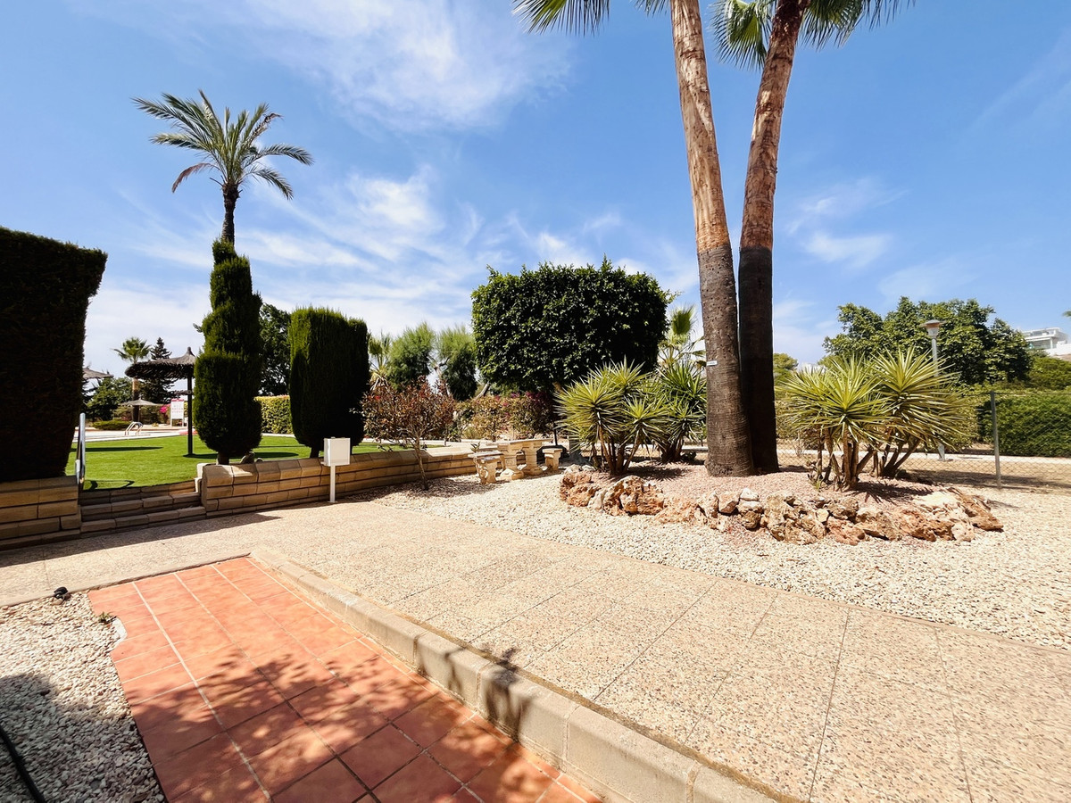 2 Bed Apartment for sale in Villamartin Costa Blanca, Alicante, Spain