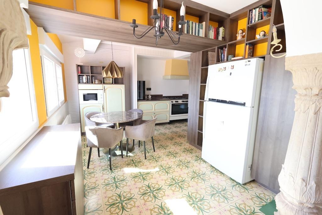 Se vende Villa - Chalet de 4 dormitorios en Costa Blanca, Alicante, España