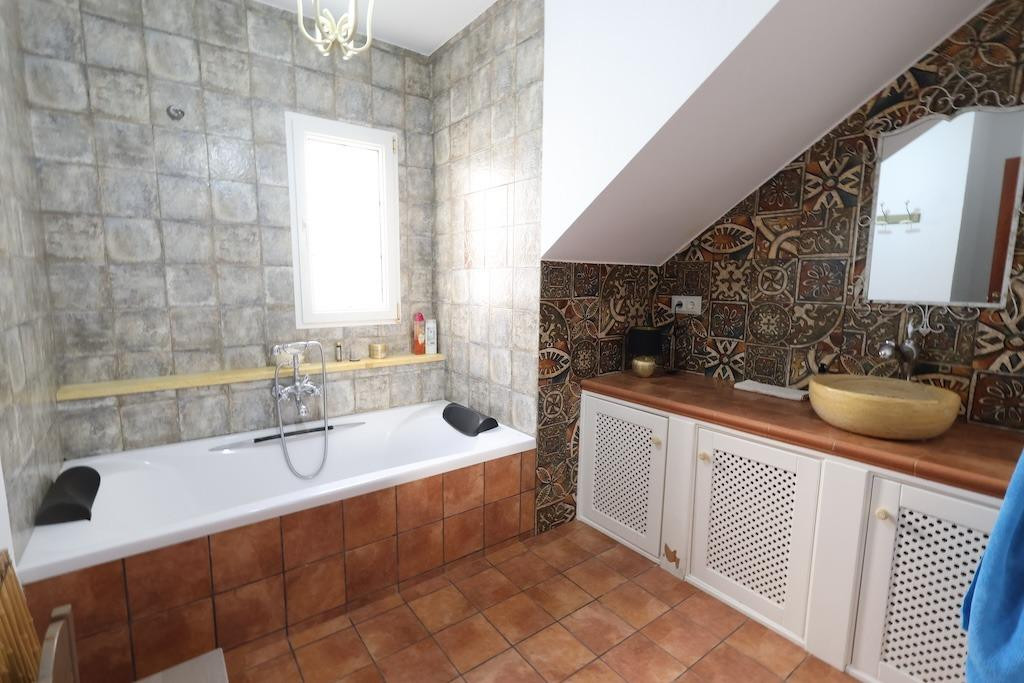 Se vende Villa - Chalet de 4 dormitorios en Costa Blanca, Alicante, España