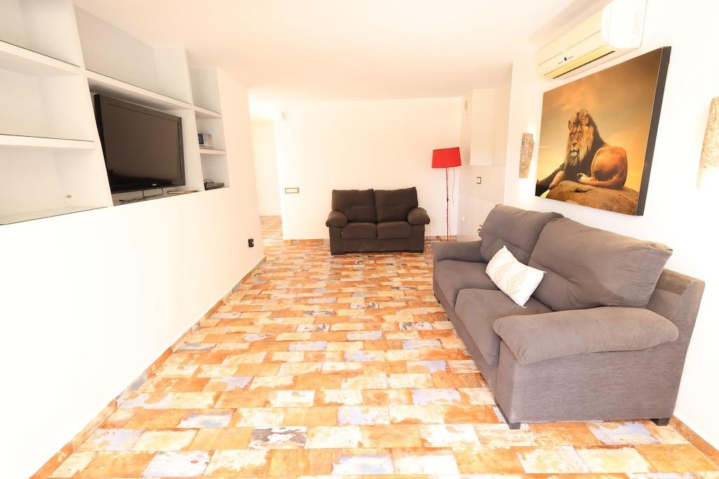 Se vende Villa - Chalet de 4 dormitorios en Costa Blanca, Alicante, España