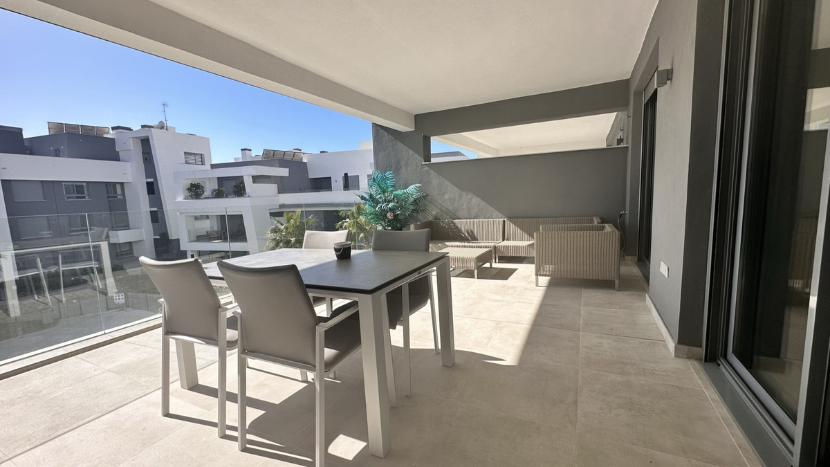 Se vende Apartamento Planta Media de 2 dormitorios en Costa Del Sol, Málaga, España