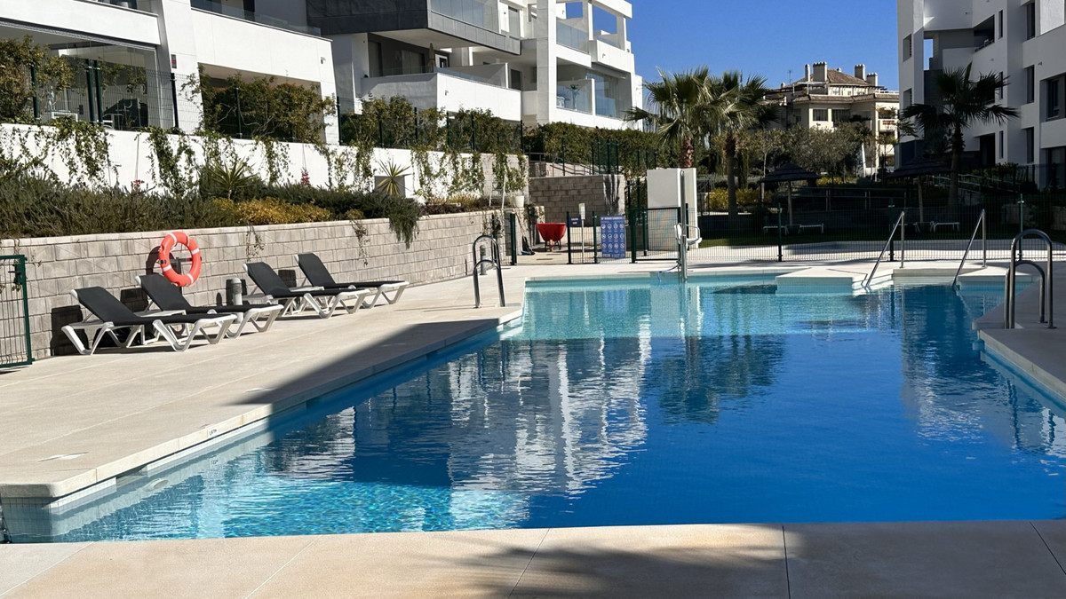 Se vende Apartamento Planta Media de 2 dormitorios en Costa Del Sol, Málaga, España