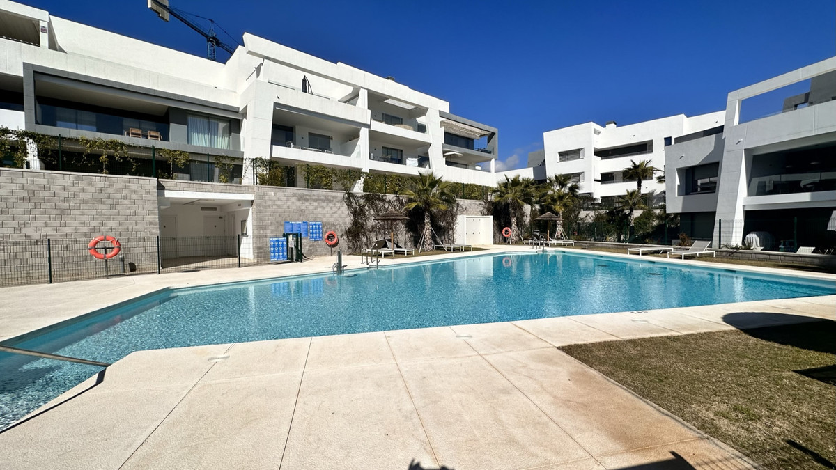 Se vende Apartamento Planta Media de 2 dormitorios en Costa Del Sol, Málaga, España