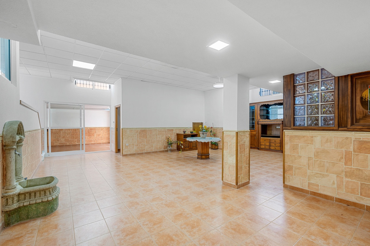4 Bed Townhouse for sale in Torrevieja Costa Blanca, Alicante, Spain