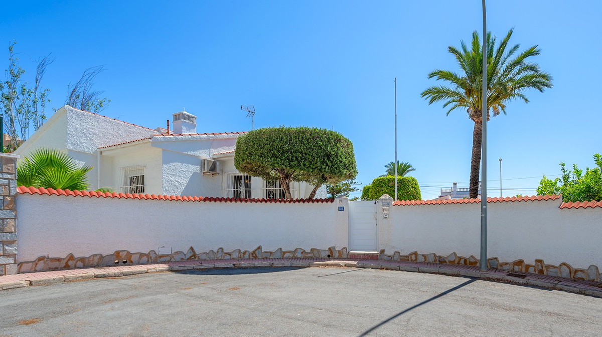 3 Bed Townhouse for sale in Ciudad Quesada Costa Blanca, Alicante, Spain