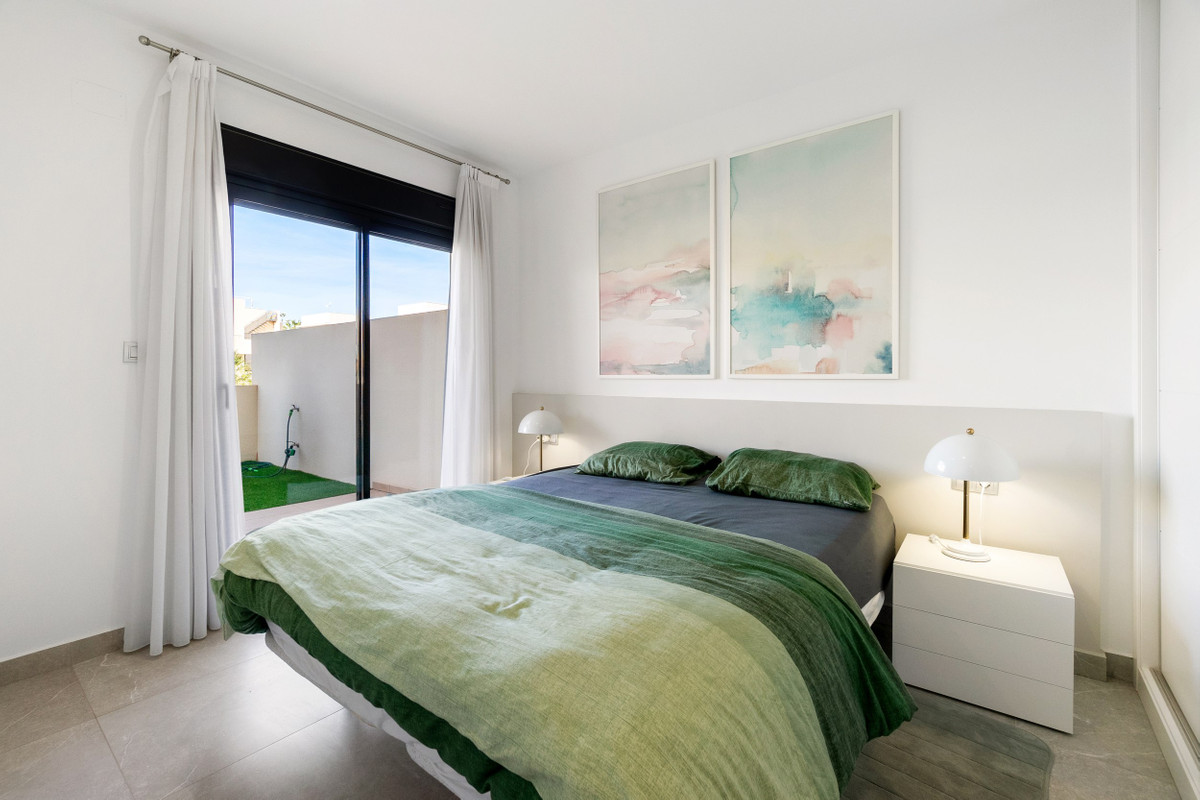 2 Bed Apartment for sale in Orihuela Costa Costa Blanca, Alicante, Spain