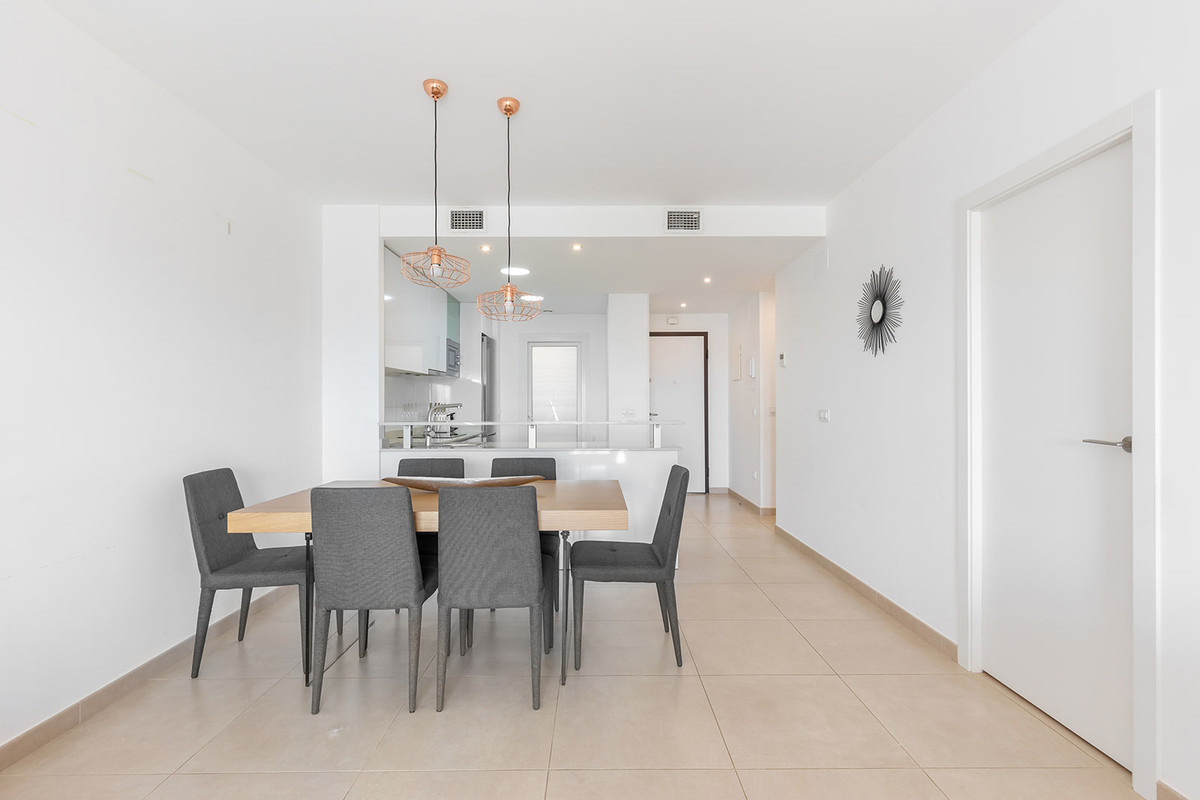 Se vende Apartamento Planta Media de 3 dormitorios en Costa Blanca, Alicante, España