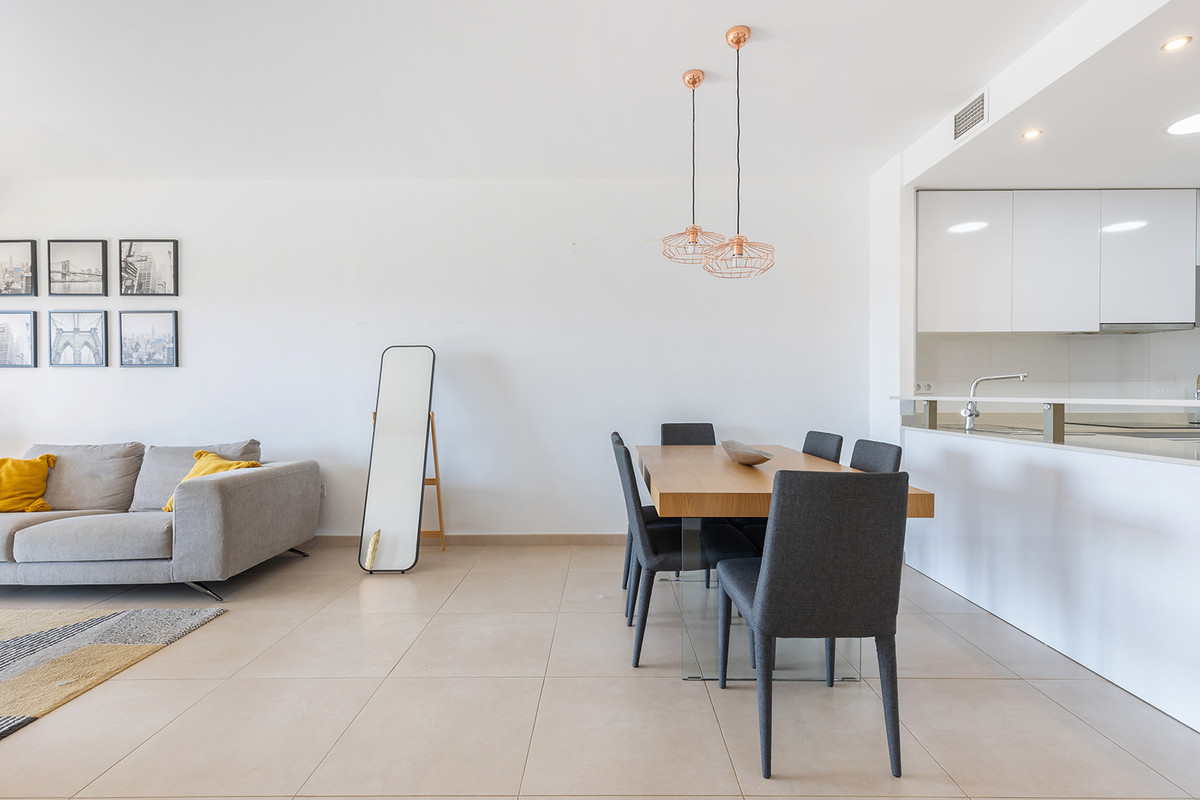 Se vende Apartamento Planta Media de 3 dormitorios en Costa Blanca, Alicante, España