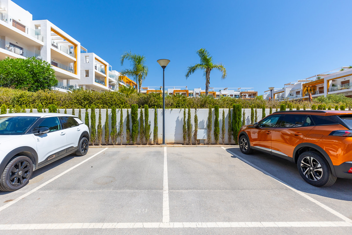 Se vende Apartamento Planta Media de 3 dormitorios en Costa Blanca, Alicante, España