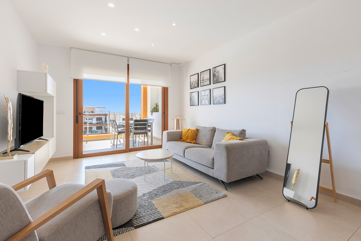 Se vende Apartamento Planta Media de 3 dormitorios en Costa Blanca, Alicante, España