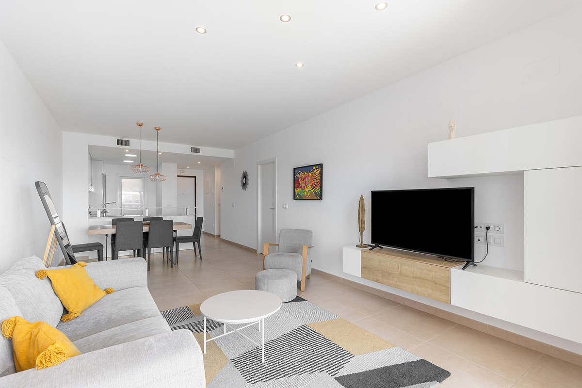 Se vende Apartamento Planta Media de 3 dormitorios en Costa Blanca, Alicante, España