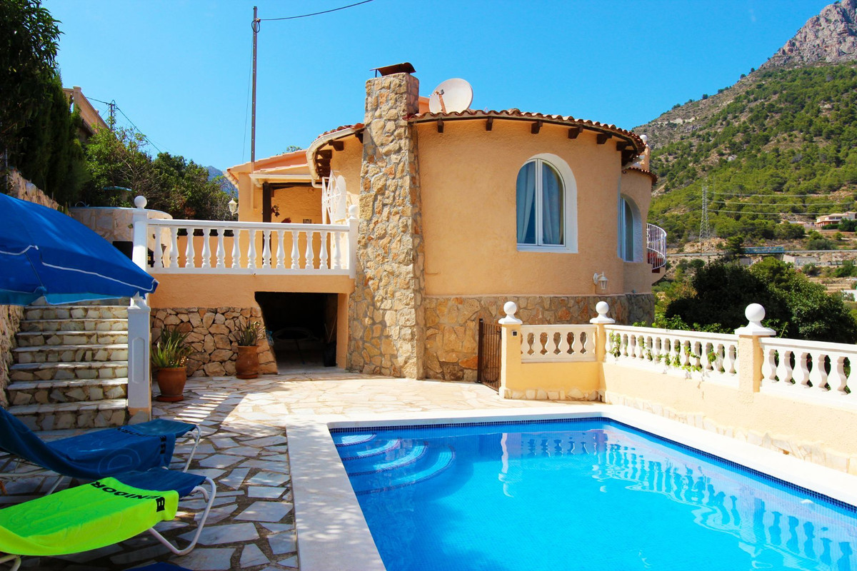 Se vende Villa - Chalet de 3 dormitorios en Costa Blanca, Alicante, España