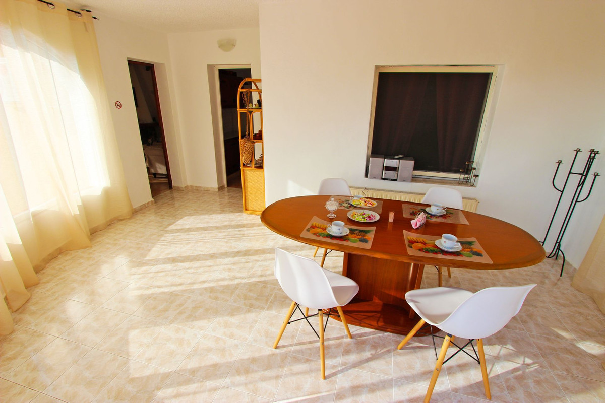 Se vende Villa - Chalet de 3 dormitorios en Costa Blanca, Alicante, España