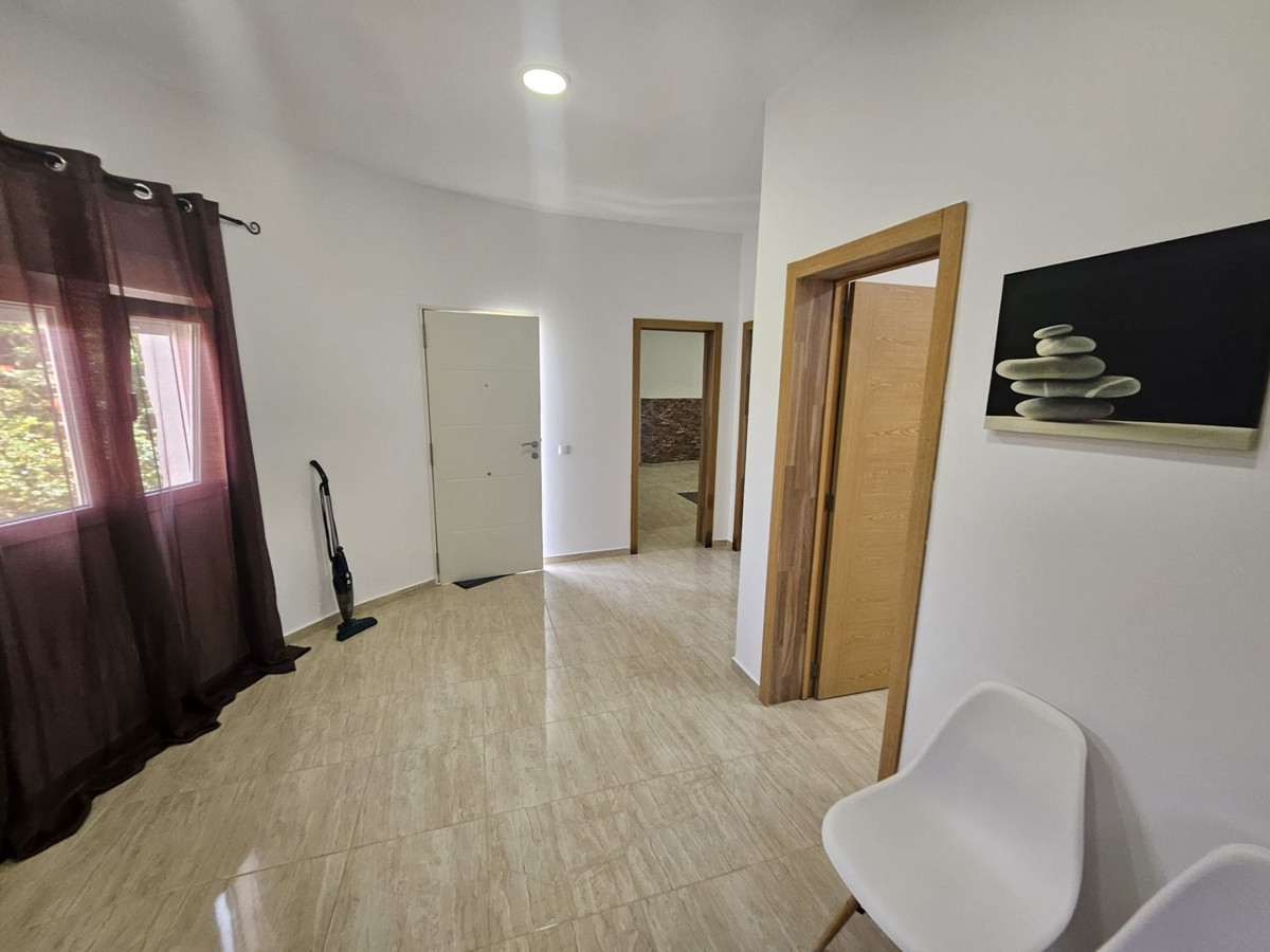 Se vende Villa - Chalet de 3 dormitorios en Costa Blanca, Alicante, España