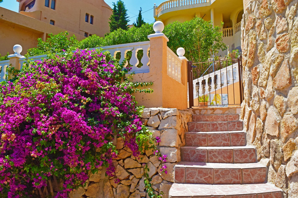 Se vende Villa - Chalet de 3 dormitorios en Costa Blanca, Alicante, España