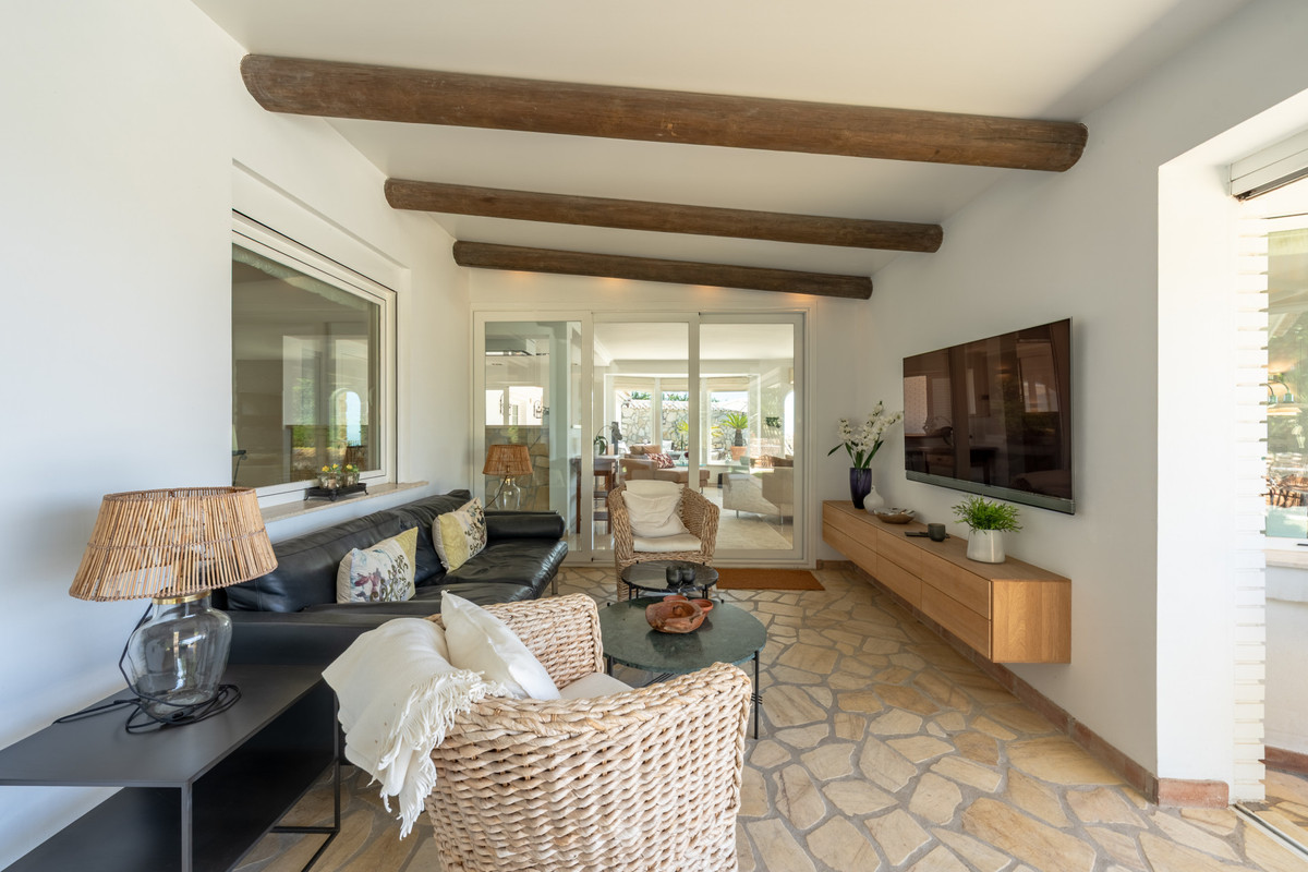 Se vende Villa - Chalet de 4 dormitorios en Costa Del Sol, Málaga, España