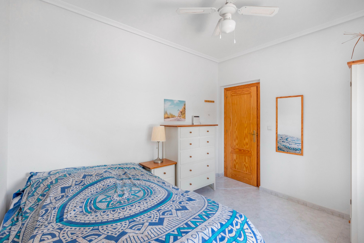 Se vende Villa - Chalet de 5 dormitorios en Costa Blanca, Alicante, España
