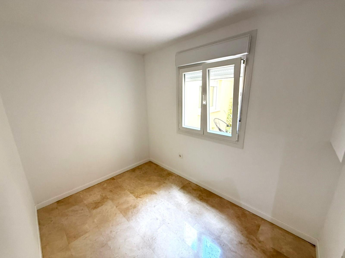 2 Bed Apartment for sale in Alicante Costa Blanca, Alicante, Spain