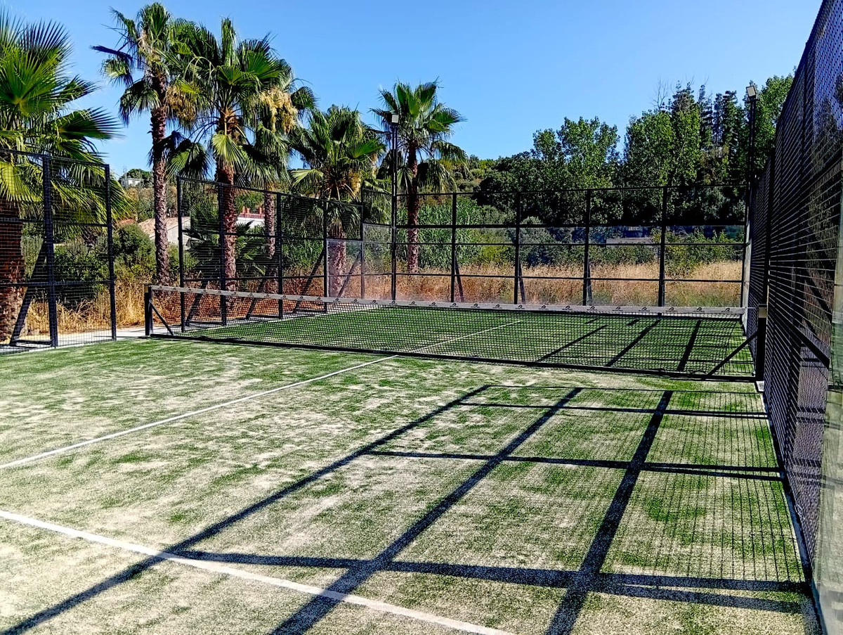 6 Bed Townhouse for sale in Alhaurín De La Torre Costa Del Sol, Málaga, Spain