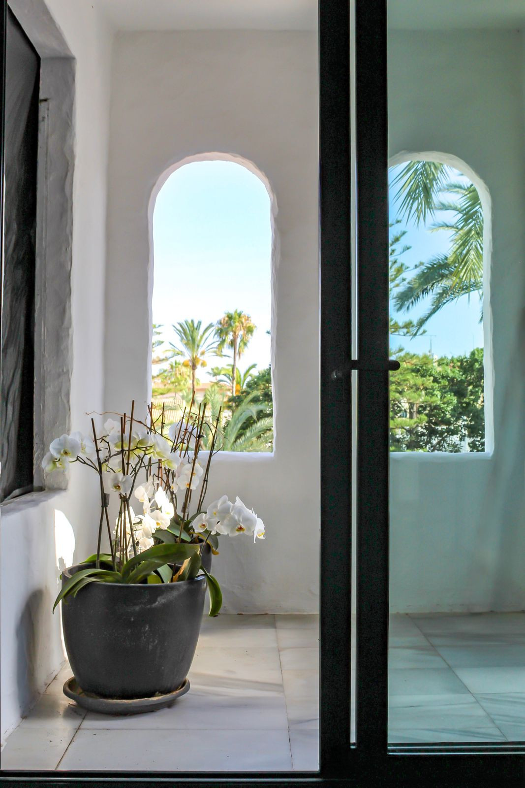 3 Bed Apartment for sale in Puerto Banús Costa Del Sol, Málaga, Spain
