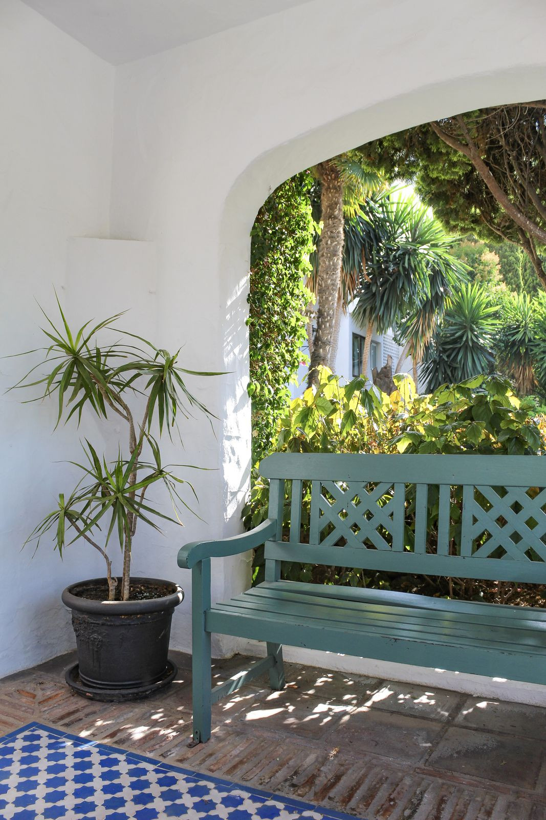 3 Bed Apartment for sale in Puerto Banús Costa Del Sol, Málaga, Spain