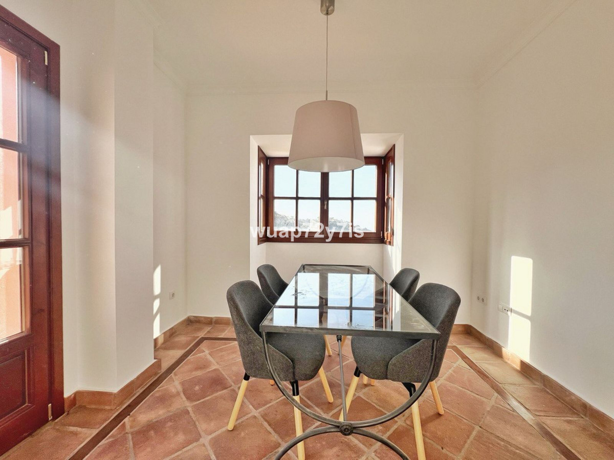 3 Bed Townhouse for sale in Benahavís Costa Del Sol, Málaga, Spain