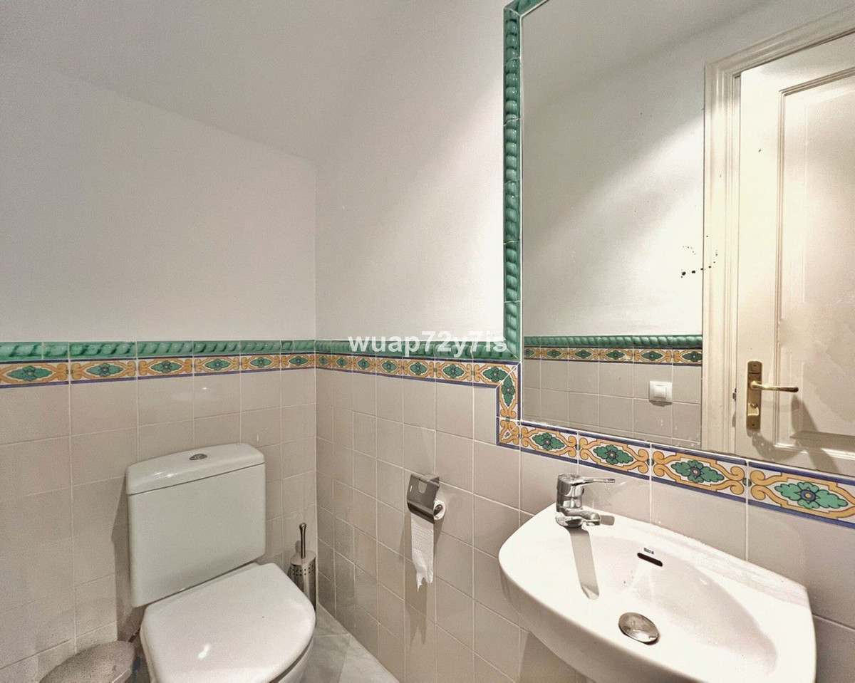 3 Bed Townhouse for sale in Benahavís Costa Del Sol, Málaga, Spain
