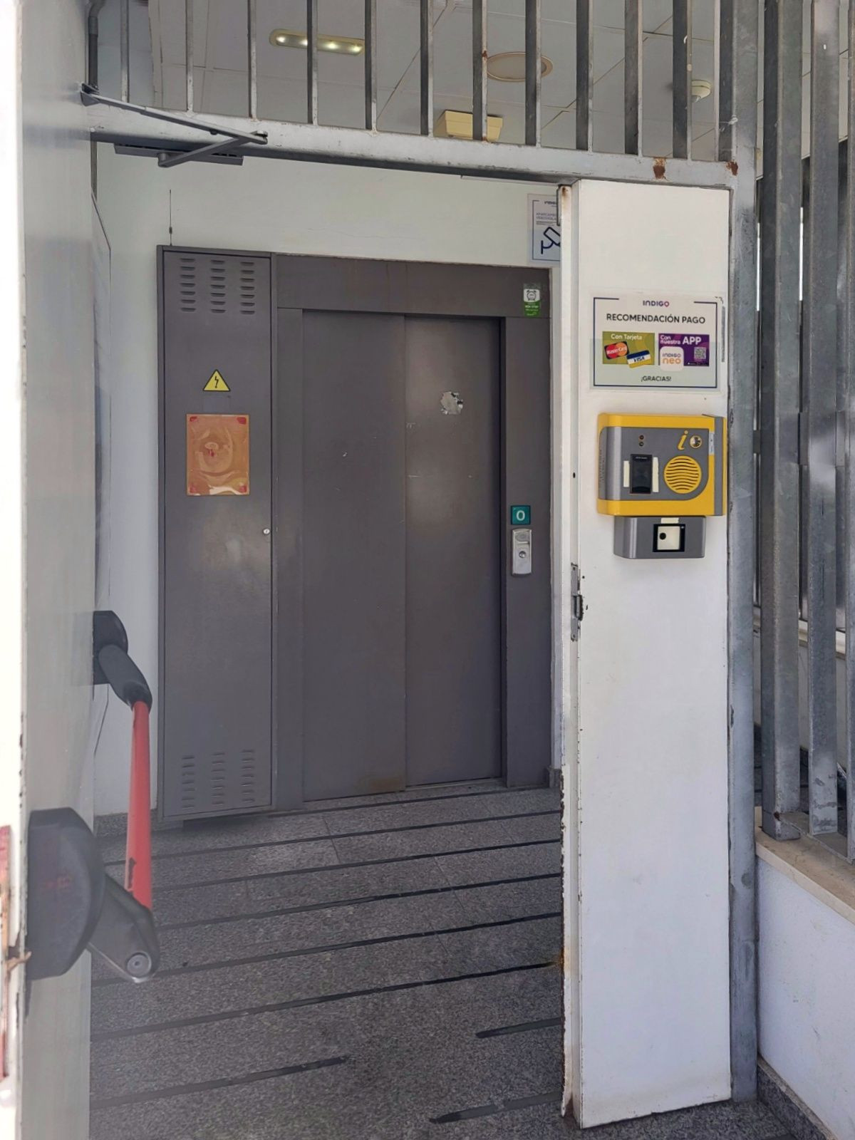 Se vende Garaje  en Costa Del Sol, Málaga, España