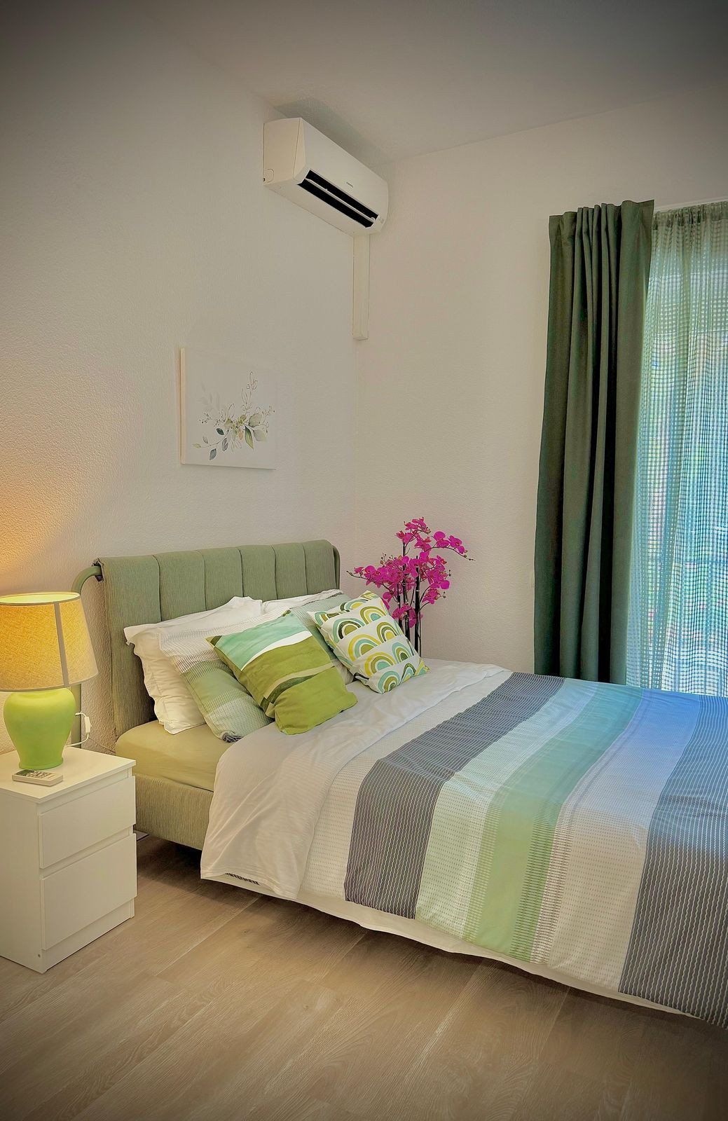 Se vende Apartamento Planta Media de 2 dormitorios en Costa Del Sol, Málaga, España