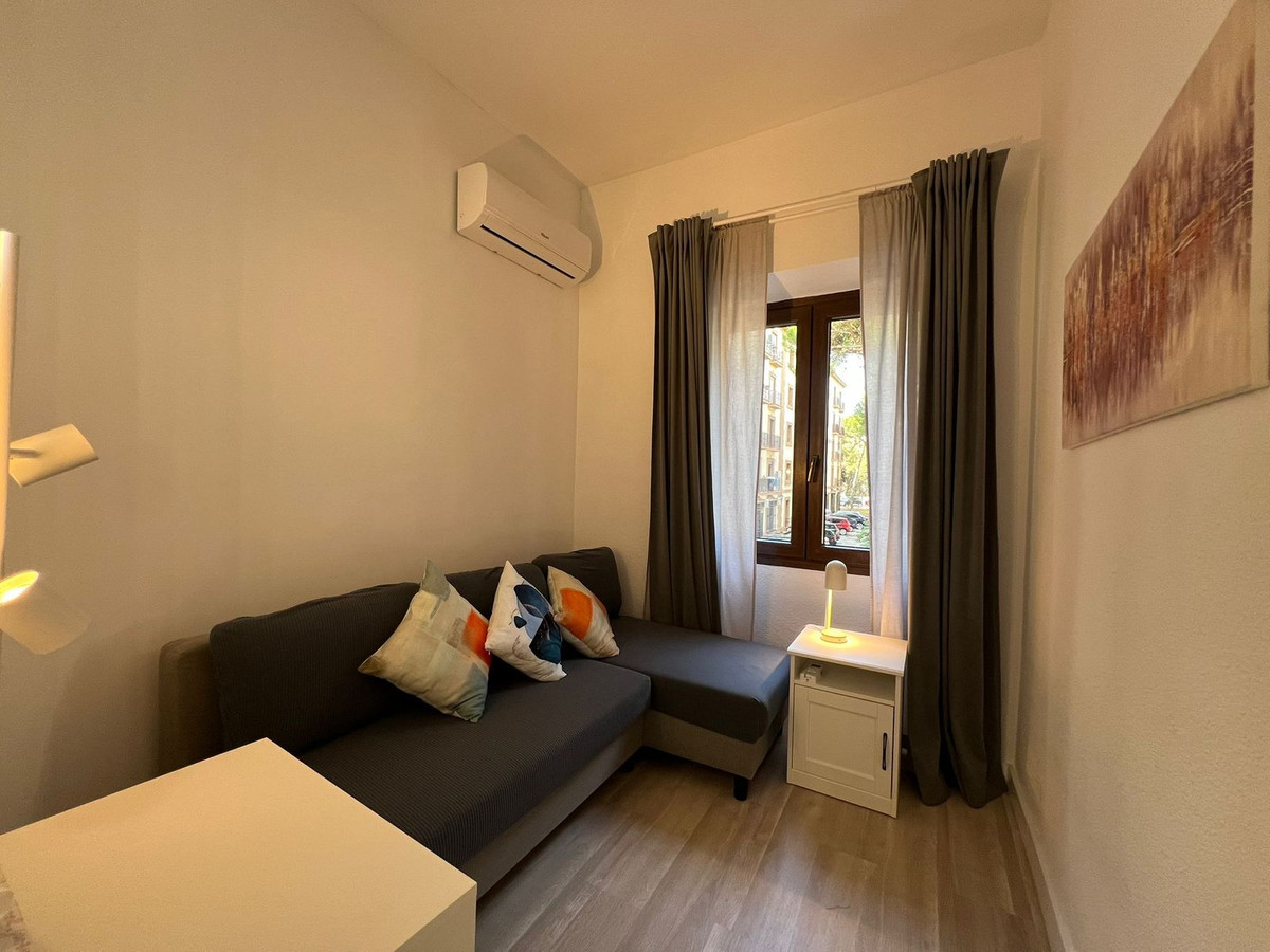 Se vende Apartamento Planta Media de 2 dormitorios en Costa Del Sol, Málaga, España
