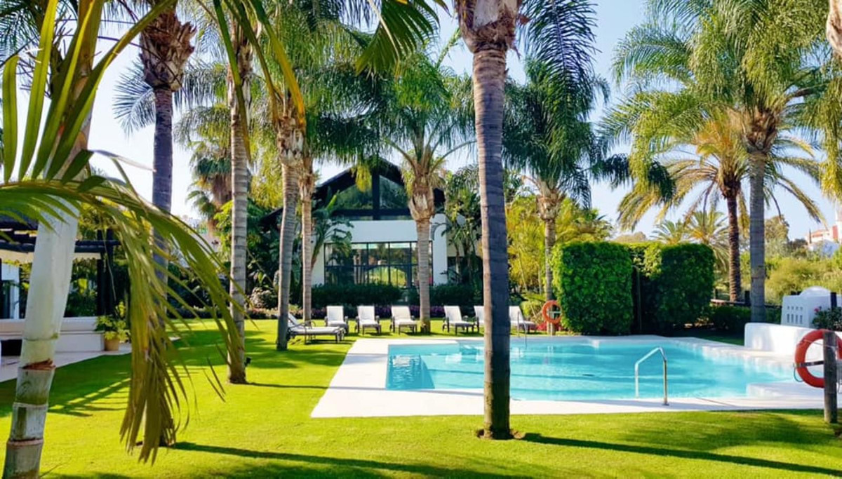 Plots for sale in El Paraiso Costa Del Sol, Málaga, Spain