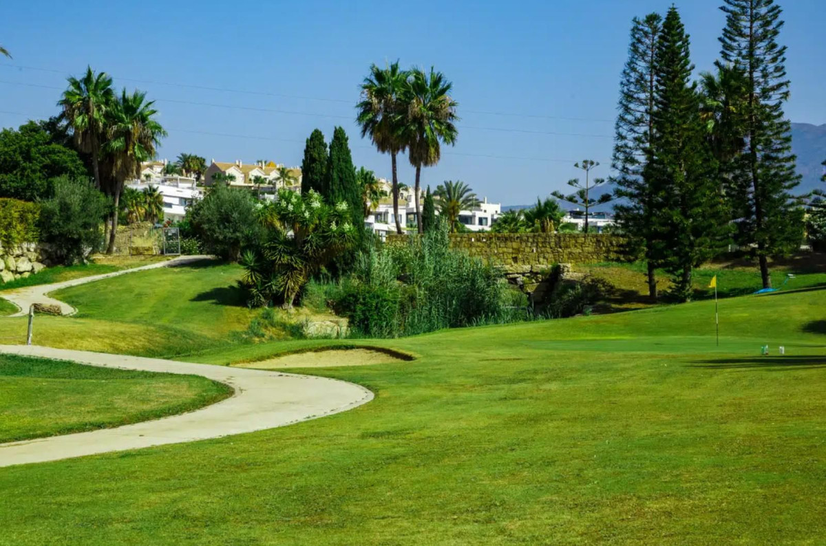 Plots for sale in El Paraiso Costa Del Sol, Málaga, Spain