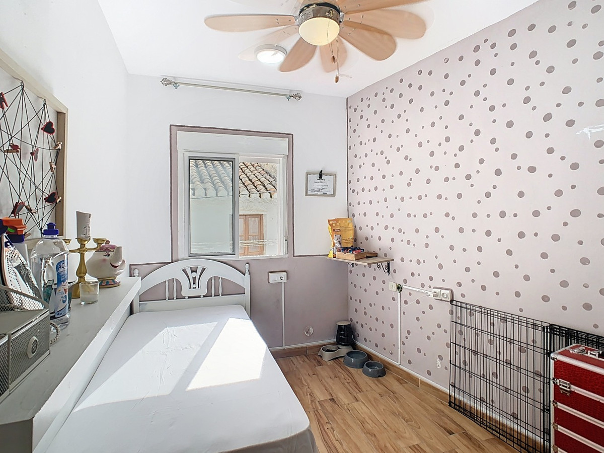 Se vende Pareada de 2 dormitorios en Costa Del Sol East, Málaga, España