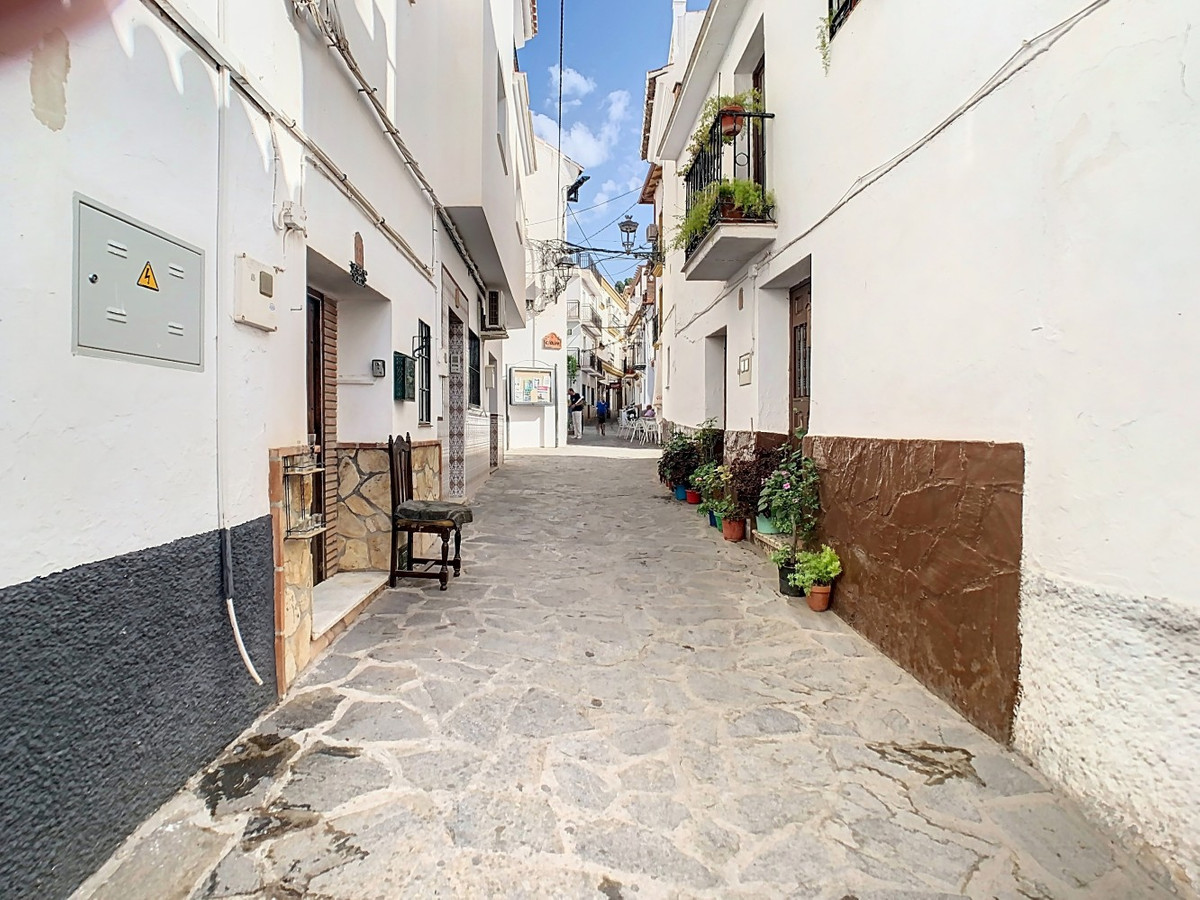 Se vende Pareada de 2 dormitorios en Costa Del Sol East, Málaga, España